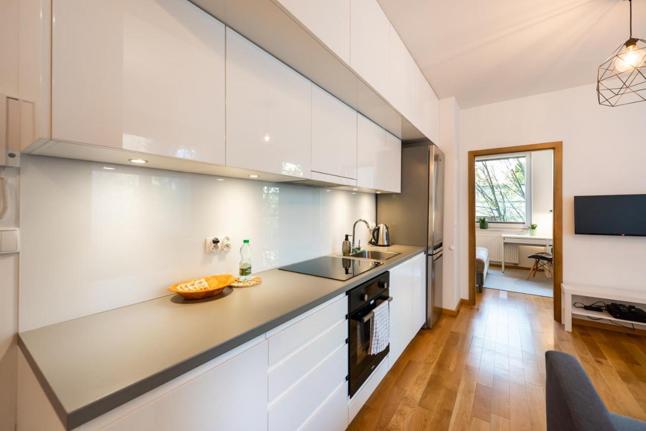 Jaktorowska Comfy Apartment Warszawa Exteriör bild